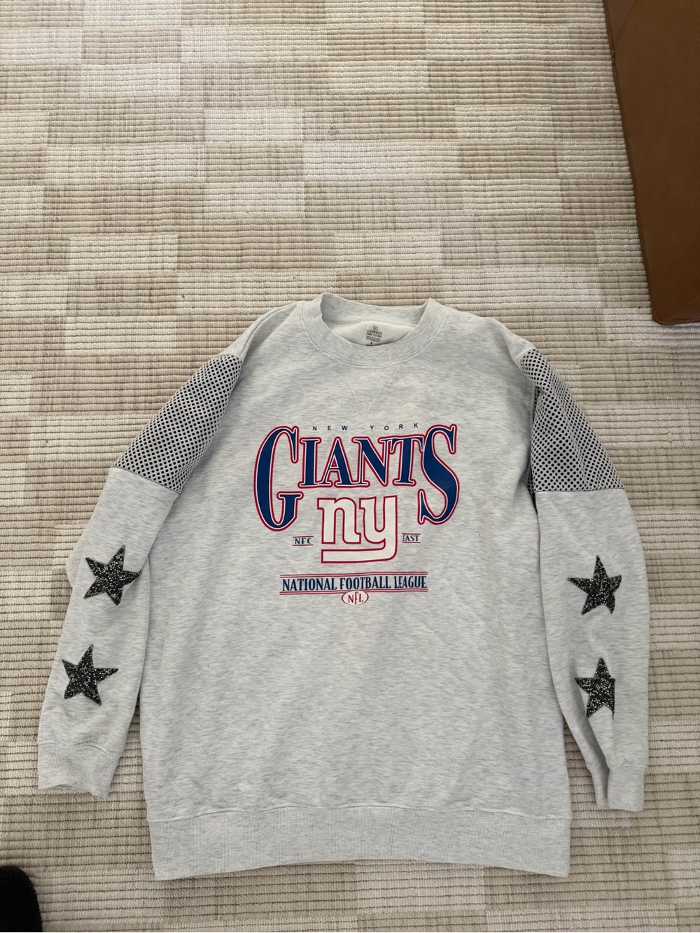 New York Giants Gray Crewneck Sweatshirt with Star Sleeve Details
